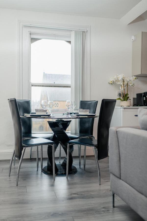 Crosby Apartments Liverpool Luaran gambar